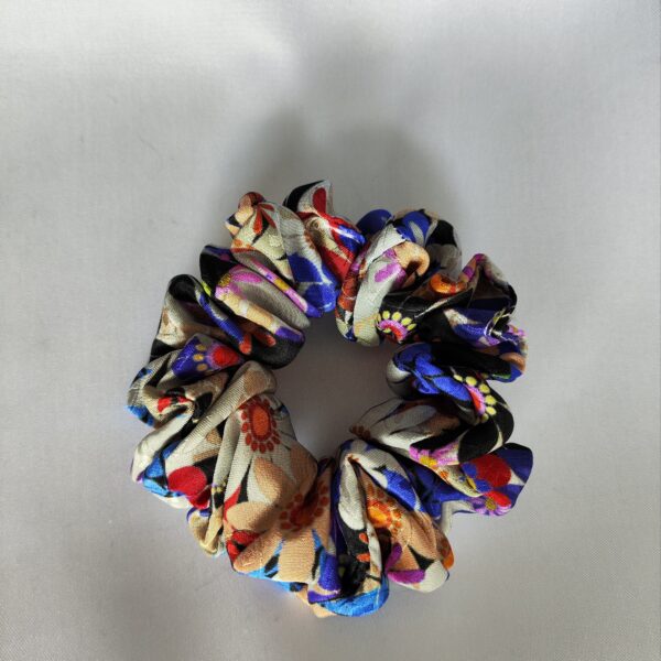 Jedwabna scrunchie