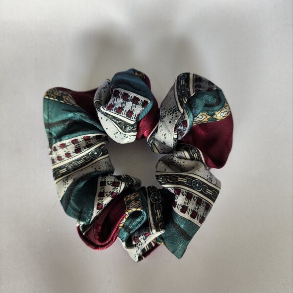 Jedwabna scrunchie (upcykling)