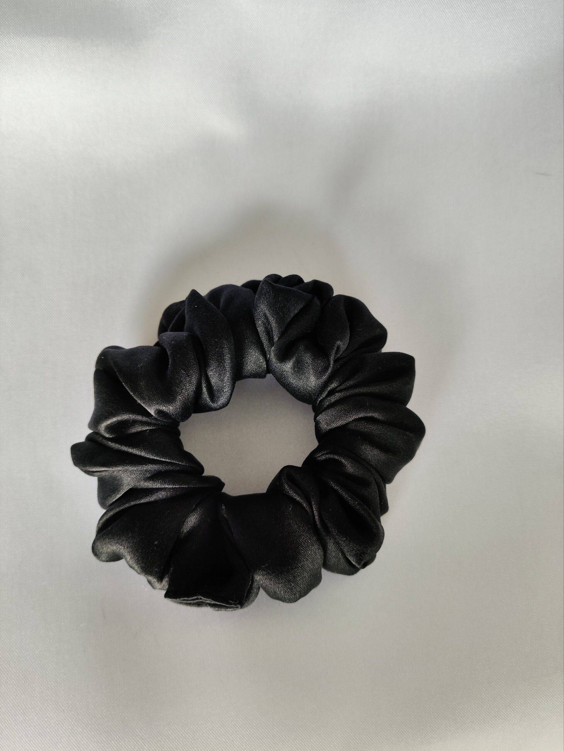 Jedwabna scrunchie