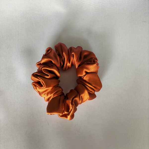 Jedwabna scrunchie (miedź)