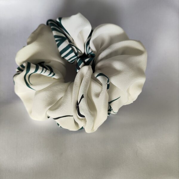 Jedwabna scrunchie