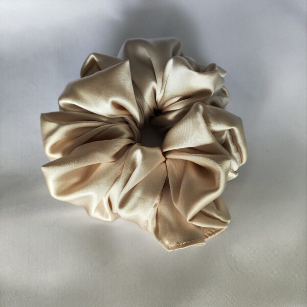 Jedwabna scrunchie