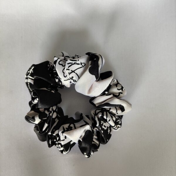 Jedwabna scrunchie
